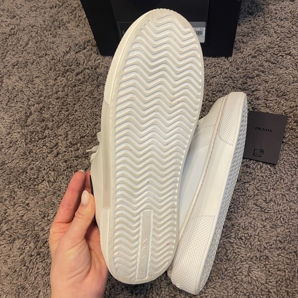 Prada Sneakers size 36,5 - Picture 6 of 7